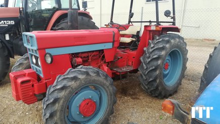 Tractor agricola Case IH 585 - 4