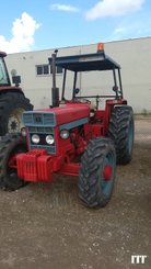 Tractor agricola Case IH 585 - 1